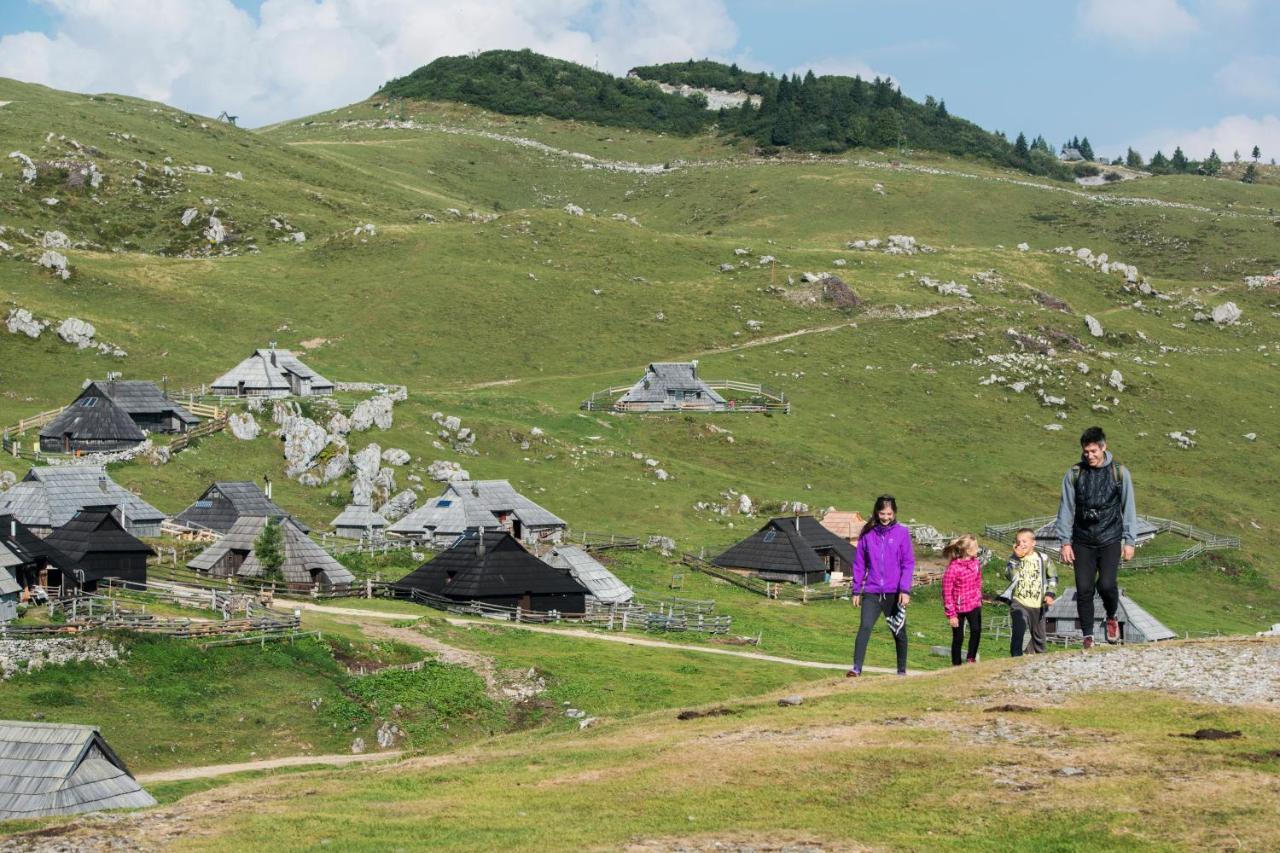 Alpine Chalet Velika Planina - Irenca - I Feel Alps Stahovica Bagian luar foto